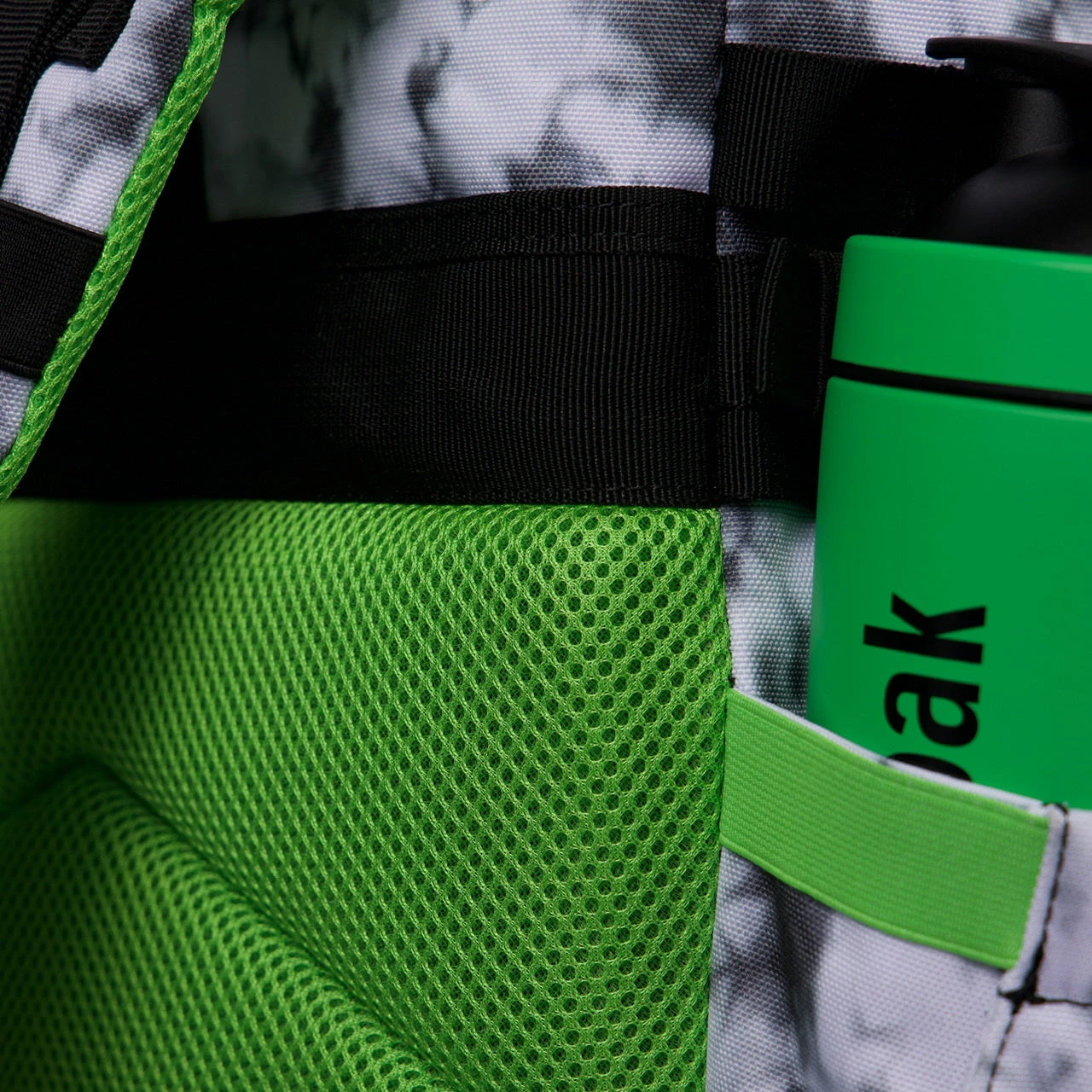 35L Backpack Timber Wolf Graffiti Green 19 35L Backpack Timber Wolf Graffiti Green - Image 19