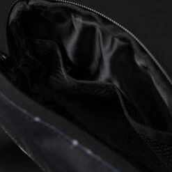 Crossbody Pack Black Lightning -Wolfpak 48651477 D129 447B 901F EAC27FD15968