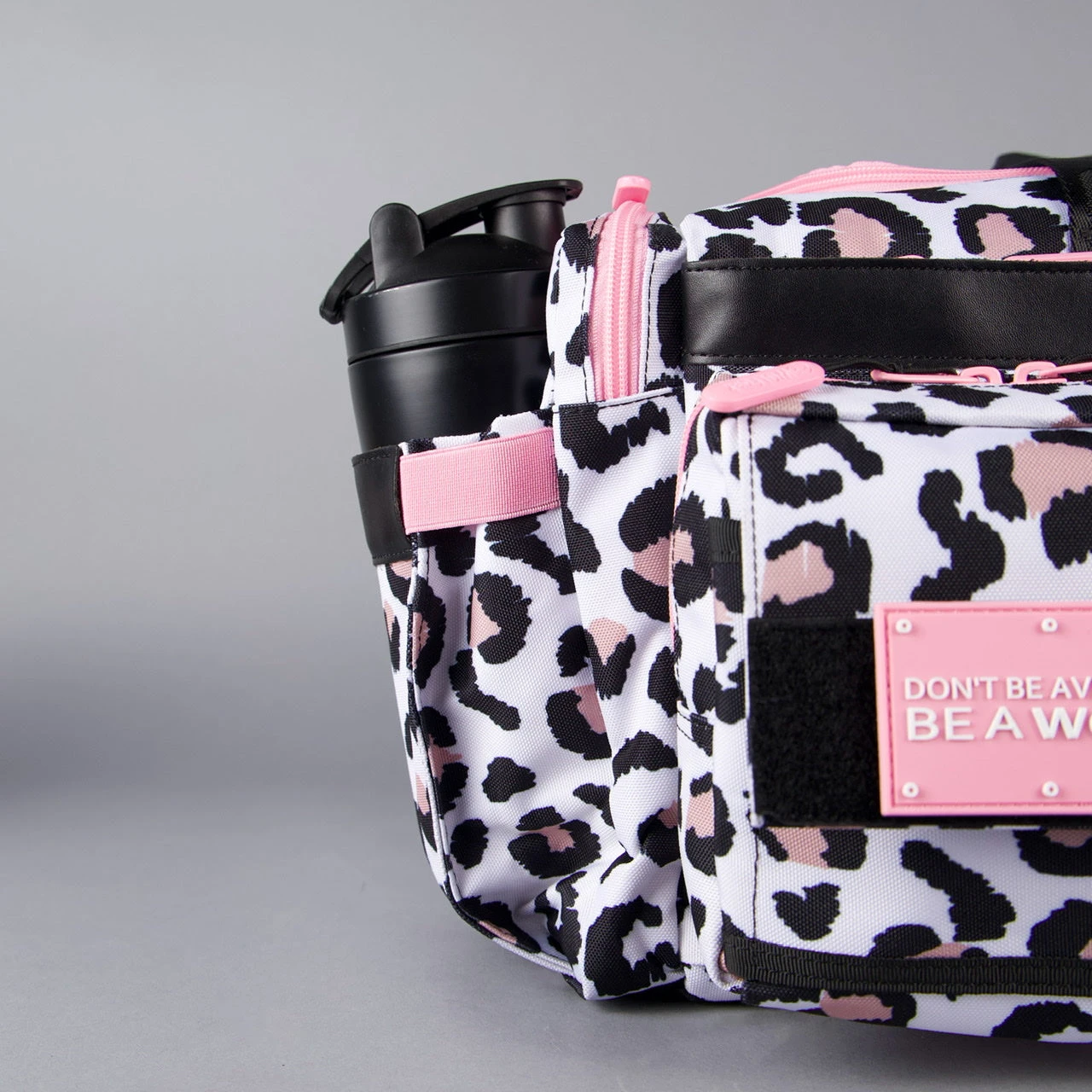 40L Ultimate Duffle Bag Leopard Pink Zip 15 40L Ultimate Duffle Bag Leopard Pink Zip - Image 15