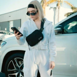 Crossbody Pack Alpha Black -Wolfpak 61669B3E 1133 434B 86BC 6197AFB2486C