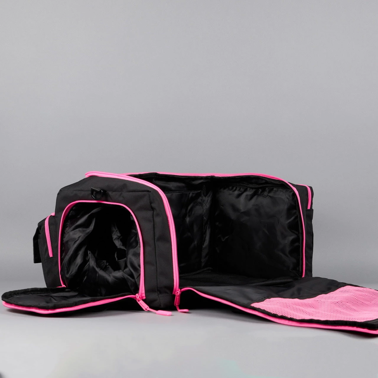 40L Ultimate Duffle Bag Black Neon Pink 20 40L Ultimate Duffle Bag Black Neon Pink - Image 20