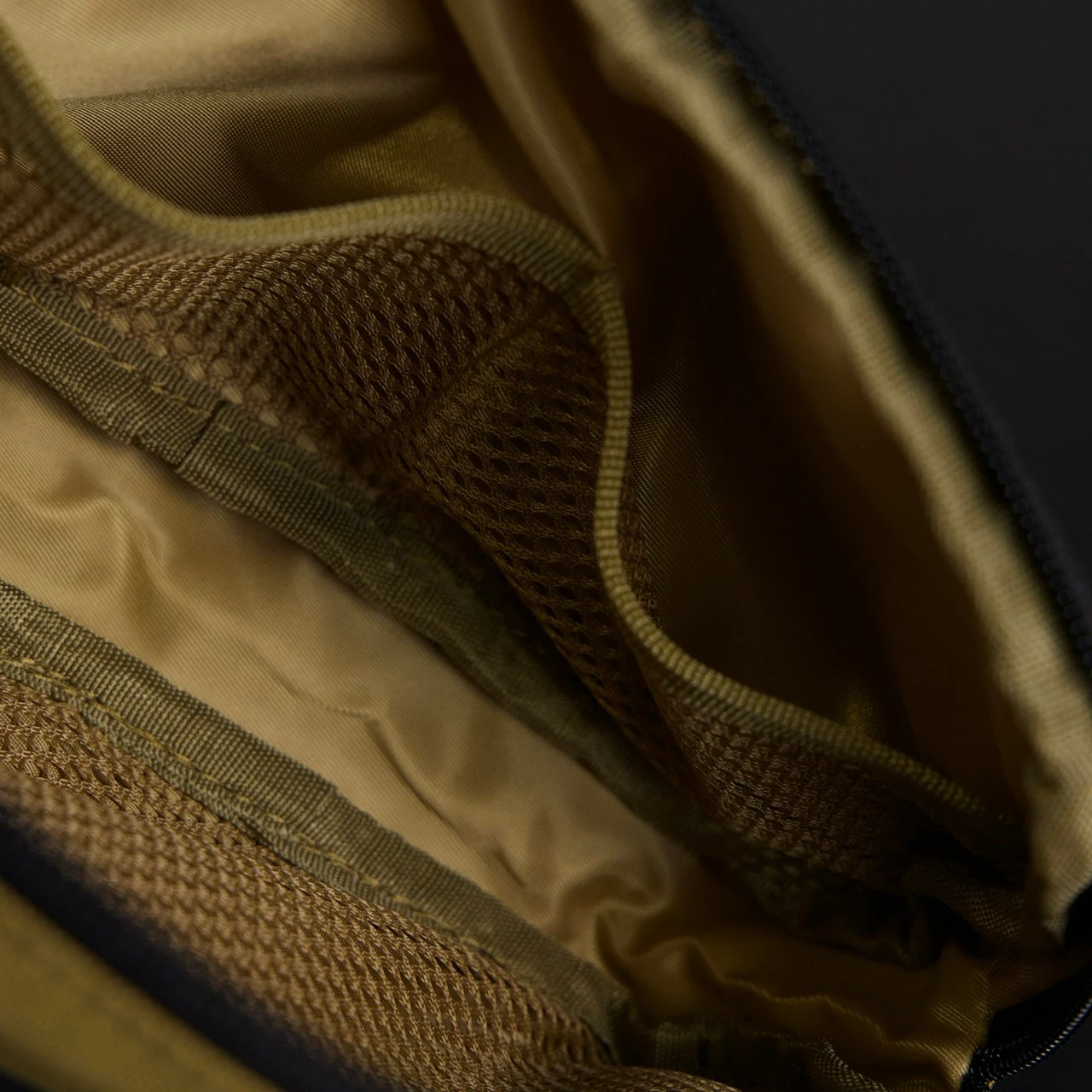 Crossbody Pack Khaki 9 Crossbody Pack Khaki - Image 9