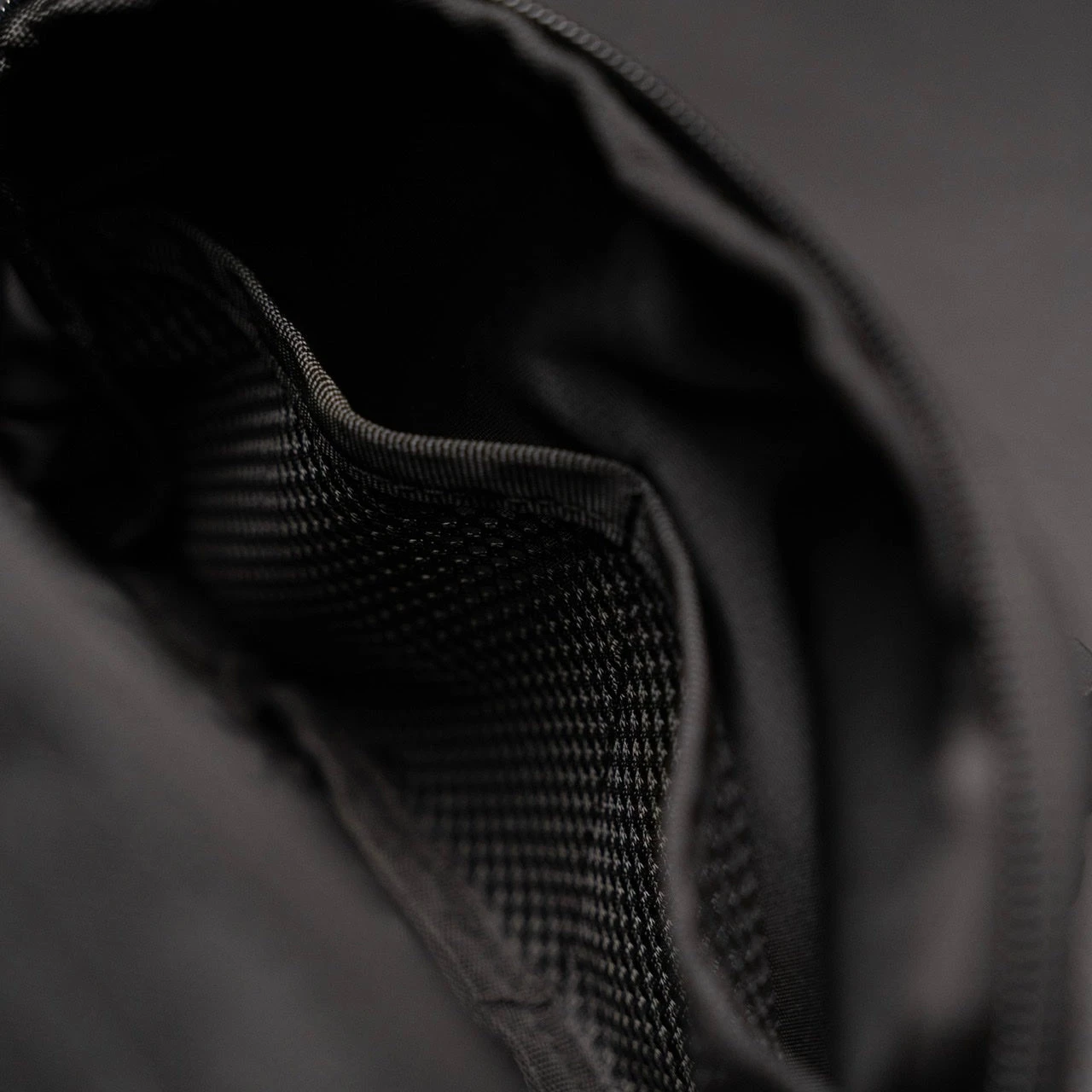 Crossbody Pack Nightshade 8 Crossbody Pack Nightshade - Image 8