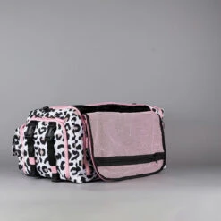 40L Ultimate Duffle Bag Leopard Pink Zip 31 40L Ultimate Duffle Bag Leopard Pink Zip -Wolfpak C7CFB5CC B17F 4723 B848 B9EE727A07C9