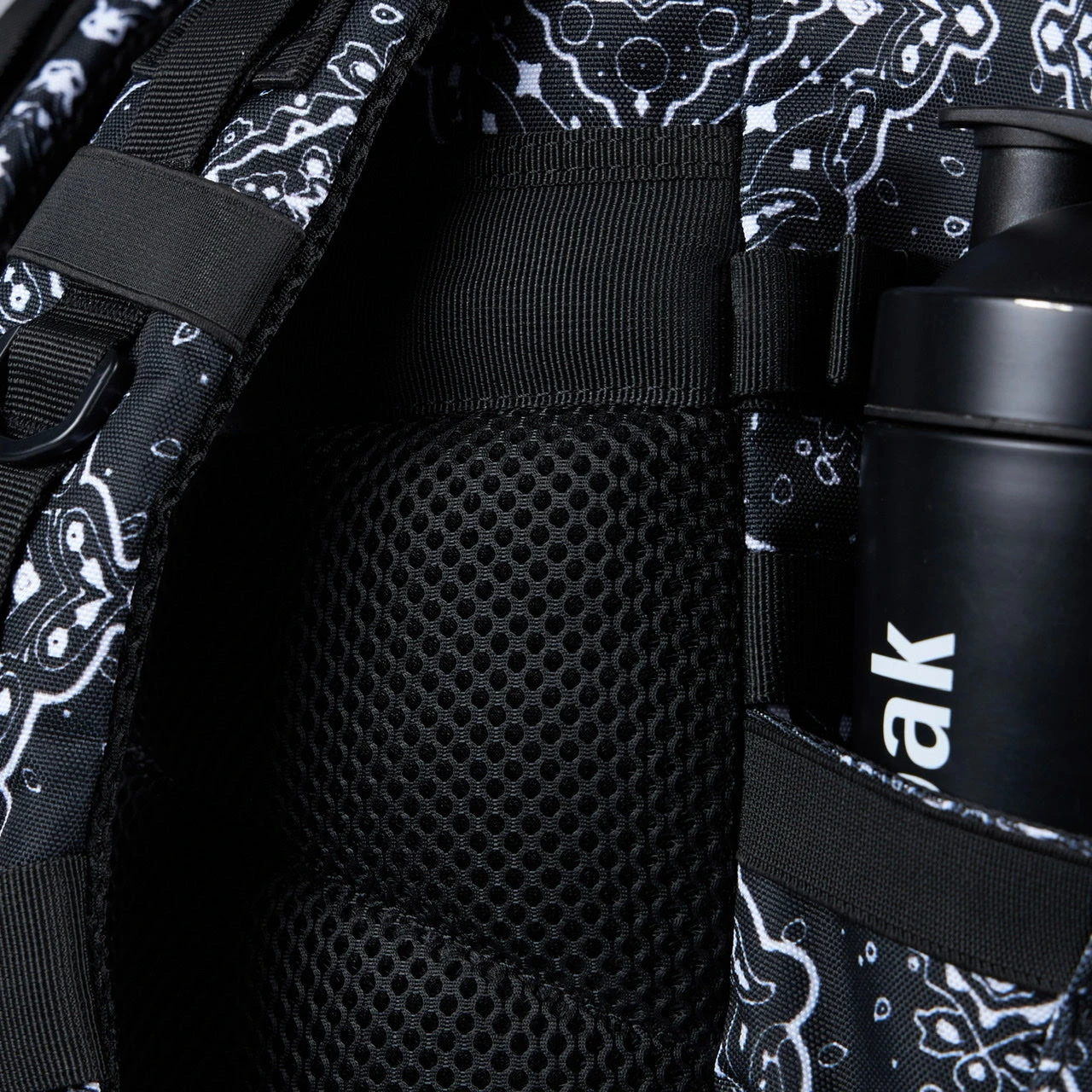 25L Backpack Black Bandana 16 25L Backpack Black Bandana - Image 16