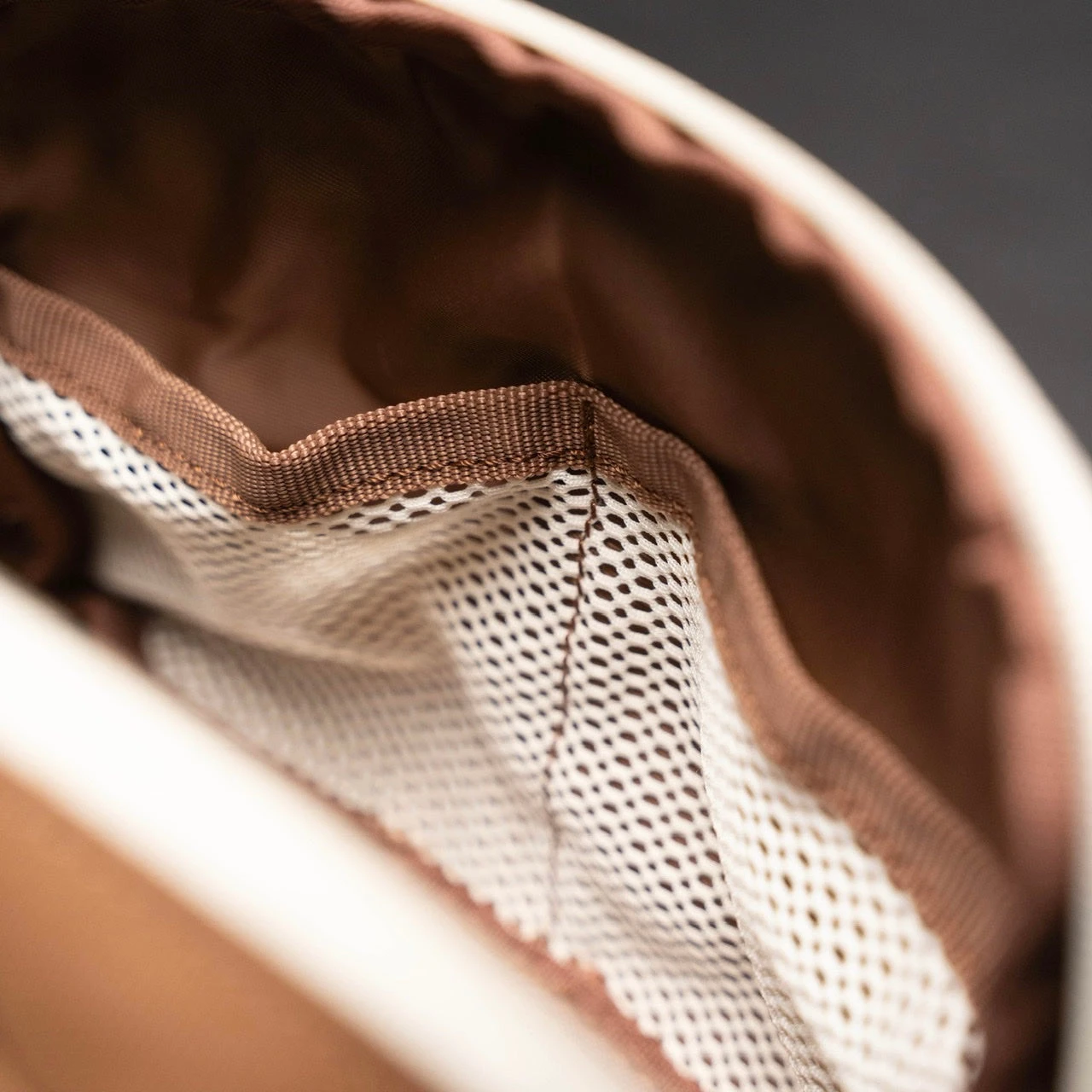 Crossbody Pack Mocha Brown 8 Crossbody Pack Mocha Brown - Image 8