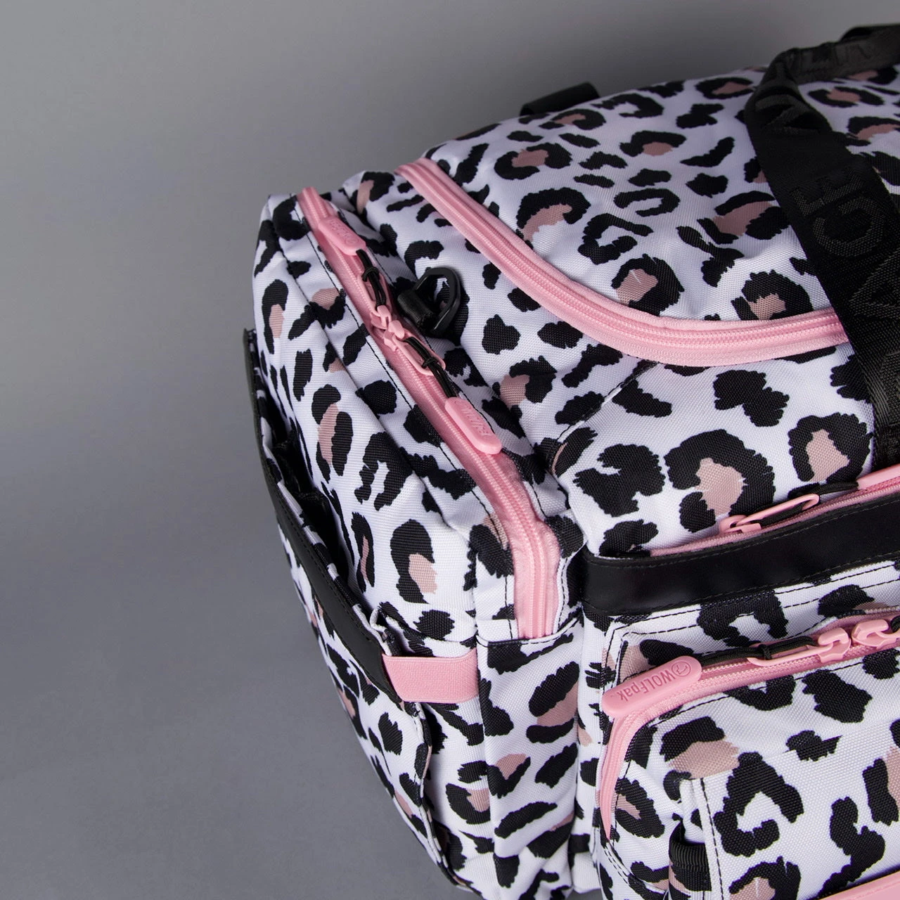 40L Ultimate Duffle Bag Leopard Pink Zip 18 40L Ultimate Duffle Bag Leopard Pink Zip - Image 18