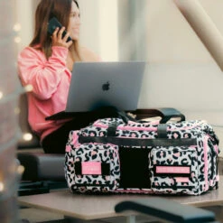 40L Ultimate Duffle Bag Leopard Pink Zip 23 40L Ultimate Duffle Bag Leopard Pink Zip -Wolfpak F3F51FAD 0428 4A85 BBEA 8241890AAB5C