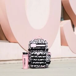 35L Backpack Leopard Pink Zip -Wolfpak image b1edd4b1 875d 45c0 aad5 e458e21569f2